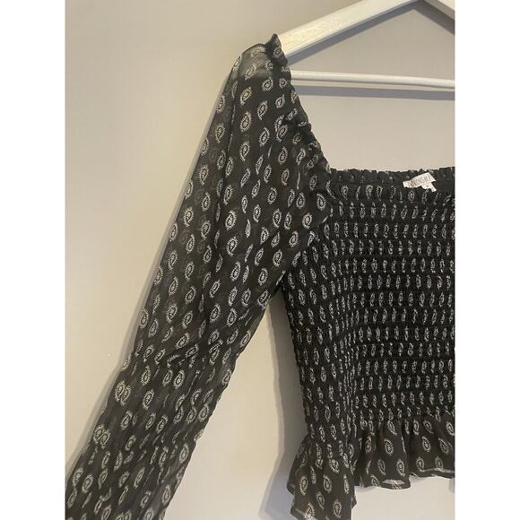 Patrons of Peace Top‎ Womens Medium Cropped Black Paisley Smocked Bell Sleeve - Picture 3 of 7
